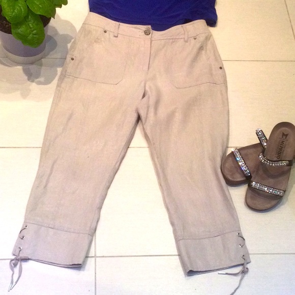Jane & John Linen Capris - Picture 1 of 9